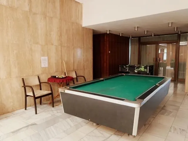 מלון Riviera Park 3*